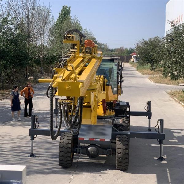 直銷750輪式隧道鉆機(jī)，專業(yè)隧道鉆機(jī)廠家